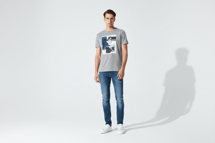 Men’s casual t-shirt outfit – Trenzora