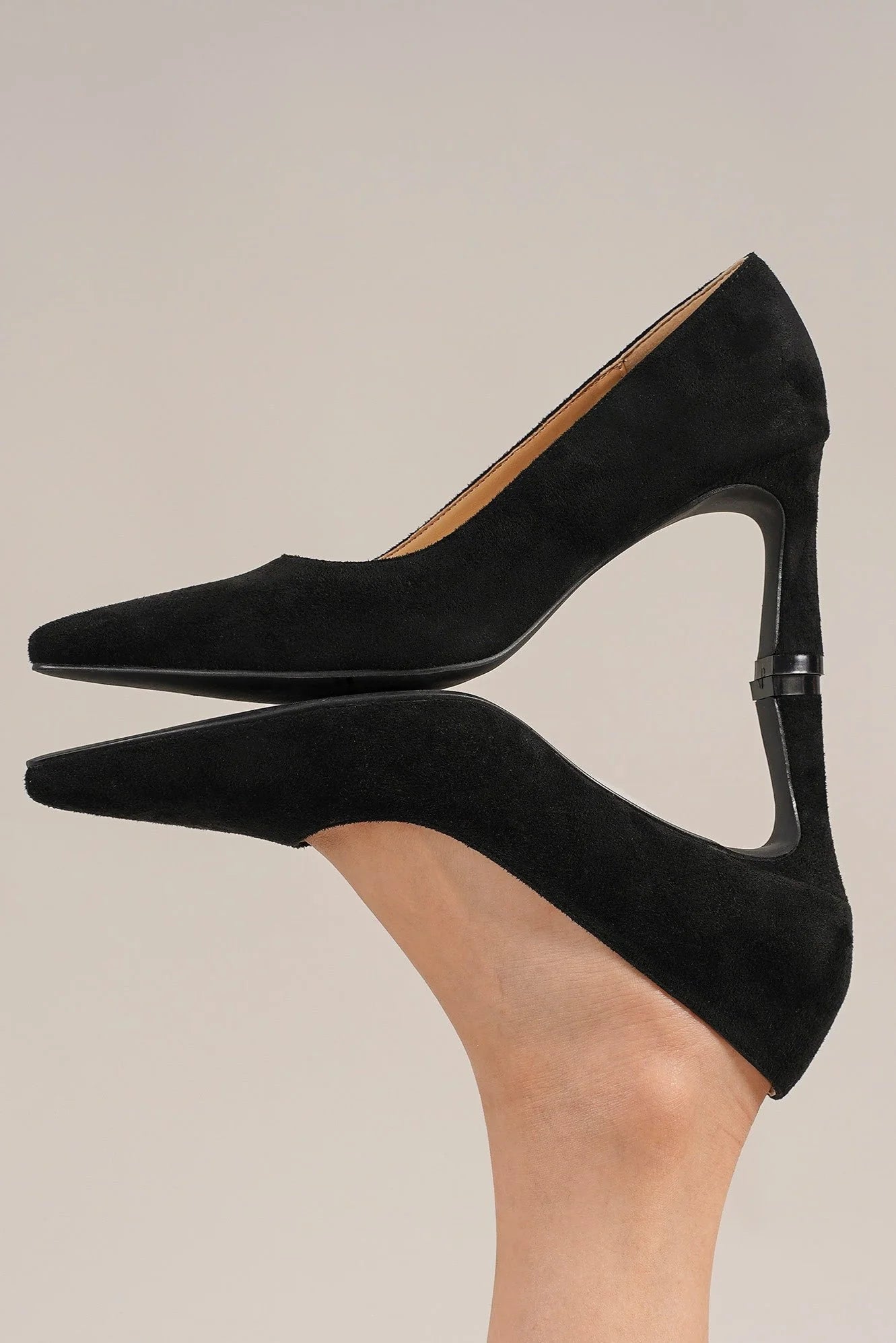 Beast Fashion Faux Suede Point Toe Pumps