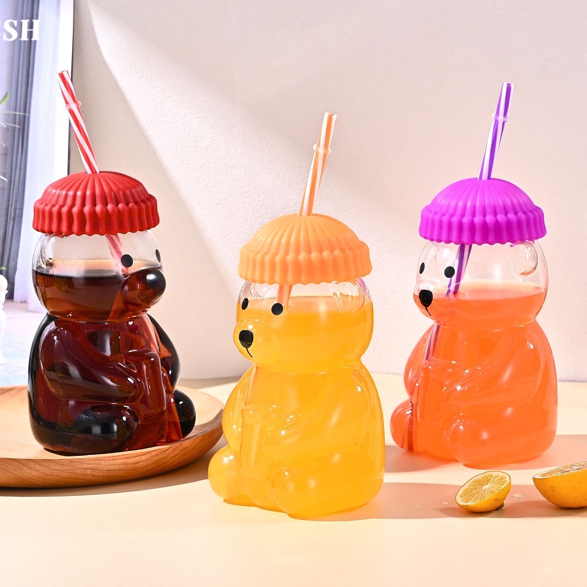 1 PCS 20 OZ Yellow Little Bear Glass Straw Cup High Borosilicate Heat-resistant Glass Cup For Juice, Milk and Cold drinks