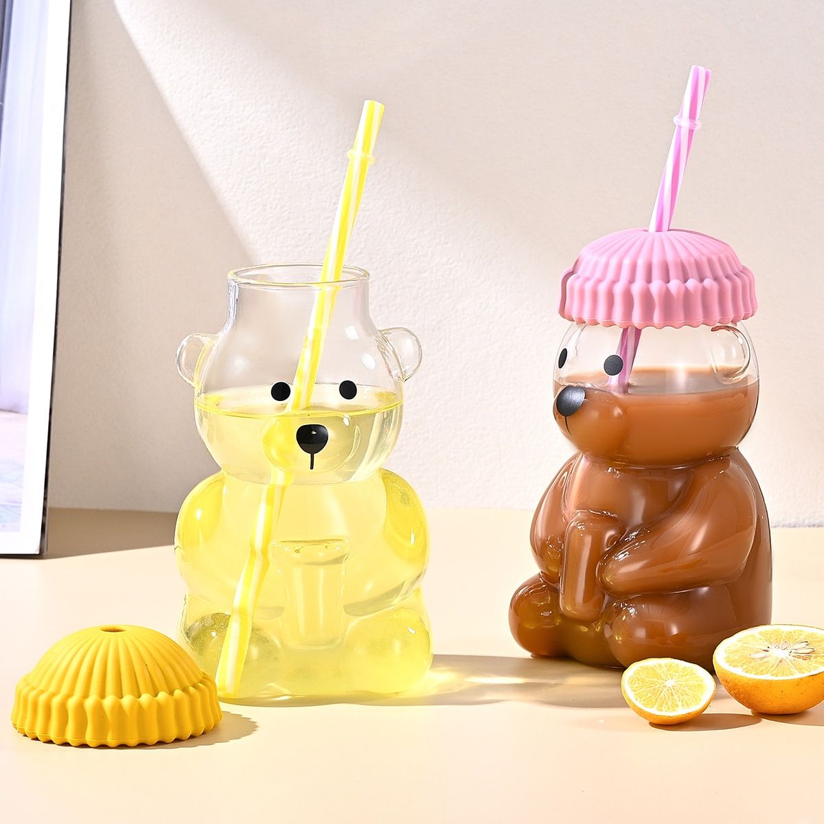 1 PCS 20 OZ Yellow Little Bear Glass Straw Cup High Borosilicate Heat-resistant Glass Cup For Juice, Milk and Cold drinks