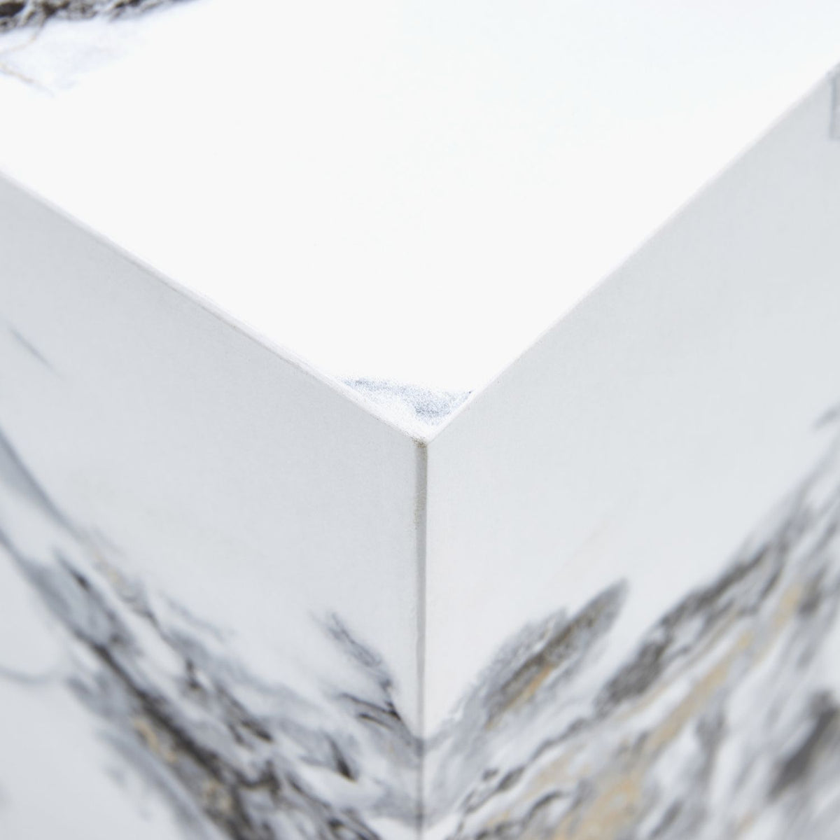 Elevate your living space with this modern MDF coffee table, which showcases white marble textured patterns. It is characterized by stylish design.11.8x11.8x19.7 inches,W1151119519