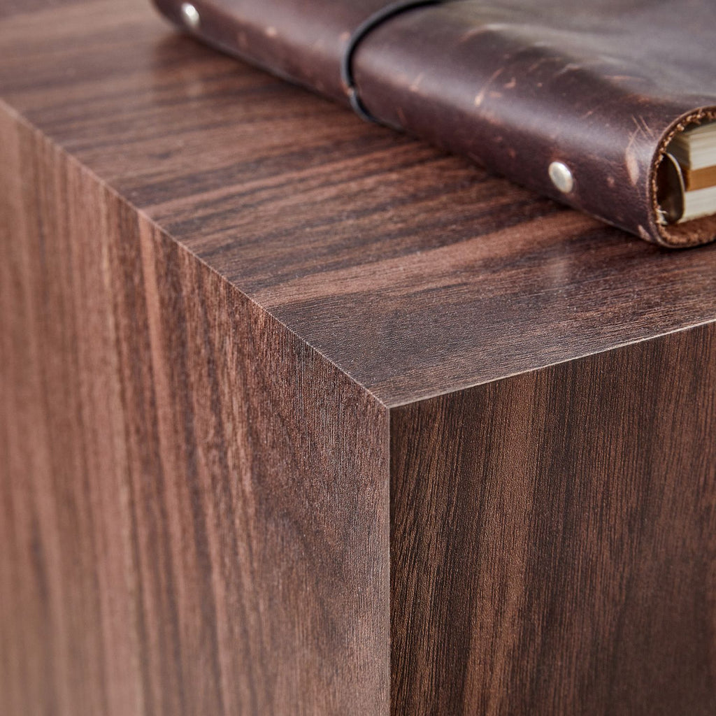 15.7*15.7*15.7 Inch Walnut Wood Grain MDF Coffee Table - Luxurious Design, Perfect Living Room Accent.Cube fashion texture design coffee table, suitable for various situations and scenes.