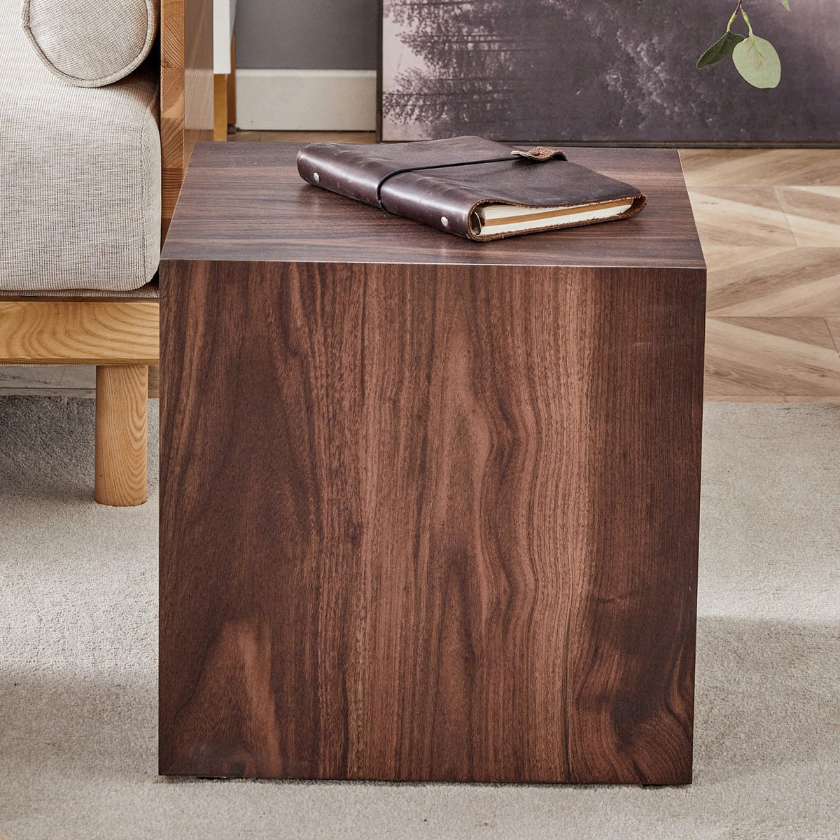 15.7*15.7*15.7 Inch Walnut Wood Grain MDF Coffee Table - Luxurious Design, Perfect Living Room Accent.Cube fashion texture design coffee table, suitable for various situations and scenes.