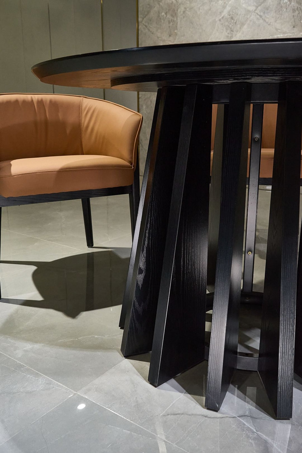 Modern Black Round Wooden Dining Table